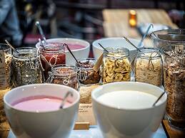 U&Me, BW Signature Collection