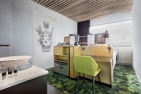 U&Me, BW Signature Collection