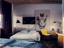 U&Me, BW Signature Collection