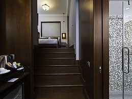 Manesol Boutique Galata