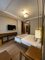 Manesol Boutique Galata