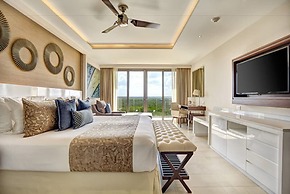 Royalton Riviera Cancun, An Autograph Collection All-Inclusive Resort 