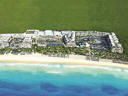 Royalton Riviera Cancun, An Autograph Collection All-Inclusive Resort 