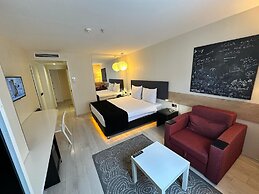 Tempo Fair Suites