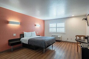 Coastal Valley Inn