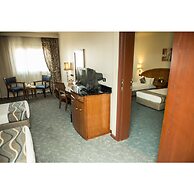 Cherry Maryski Hotel