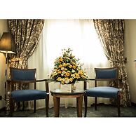 Cherry Maryski Hotel