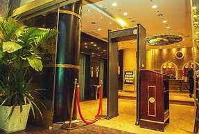 Cherry Maryski Hotel