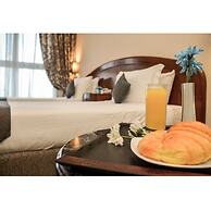 Cherry Maryski Hotel