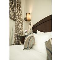 Cherry Maryski Hotel