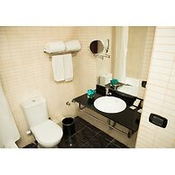 Cherry Maryski Hotel