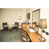 Cherry Maryski Hotel