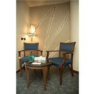 Cherry Maryski Hotel