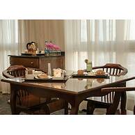 Cherry Maryski Hotel