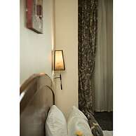 Cherry Maryski Hotel