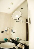 Cherry Maryski Hotel