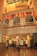 Cherry Maryski Hotel