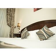 Cherry Maryski Hotel