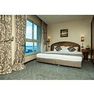 Cherry Maryski Hotel