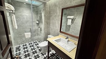 Champa Palace Hotel
