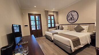 Champa Palace Hotel