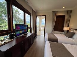 Champa Palace Hotel