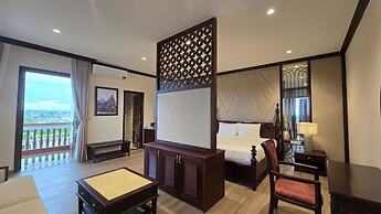 Champa Palace Hotel