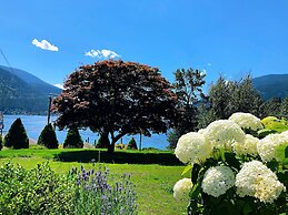 Kokanee Glacier Resort