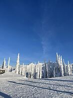 Kokanee Glacier Resort