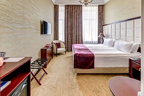 Akyan St. Petersburg