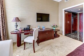 Akyan St. Petersburg