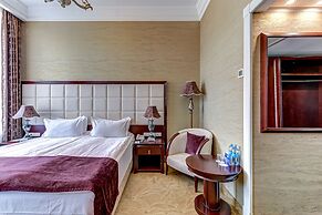 Akyan St. Petersburg