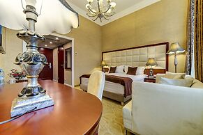 Akyan St. Petersburg