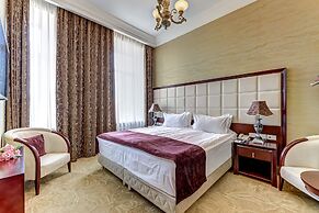 Akyan St. Petersburg