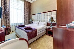 Akyan St. Petersburg