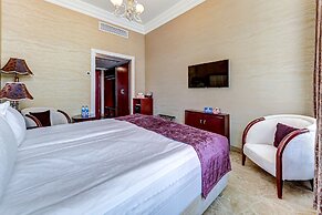 Akyan St. Petersburg