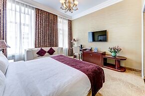 Akyan St. Petersburg