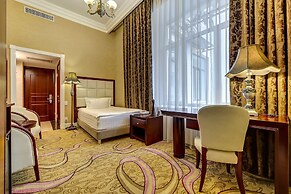 Akyan St. Petersburg