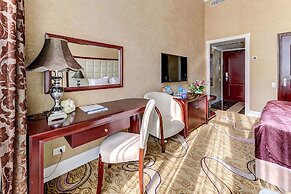 Akyan St. Petersburg