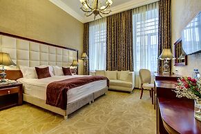 Akyan St. Petersburg