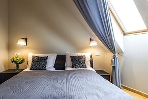 SleepWalker Boutique Suites