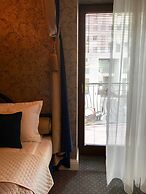 SleepWalker Boutique Suites