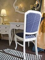 SleepWalker Boutique Suites