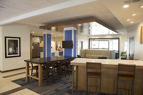 Holiday Inn Express & Suites Monroe by IHG