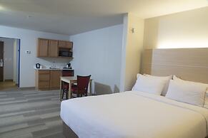 Holiday Inn Express & Suites Monroe by IHG