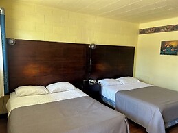 Motel R-100