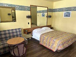 Motel R-100