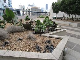 Harbour Escape Apartments