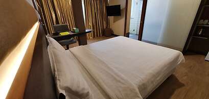 The Capital Residence Suites