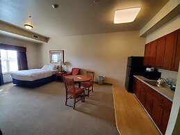 Clarion Hotel & Suites
